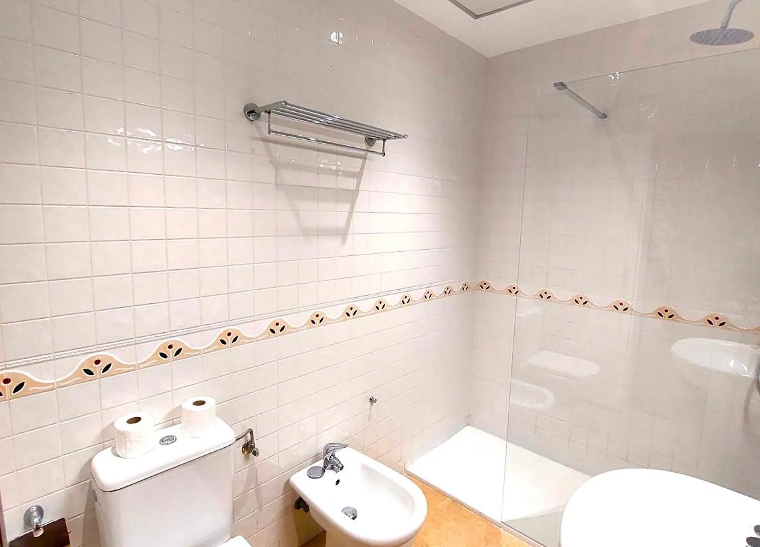 Patio Rialto Apartment إشبيلية