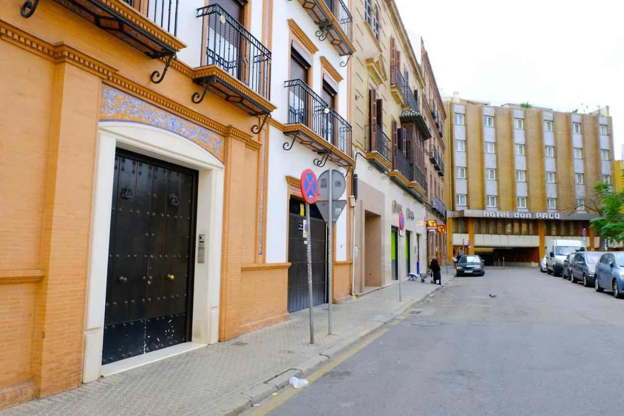 Patio Rialto Apartment Seville Spain